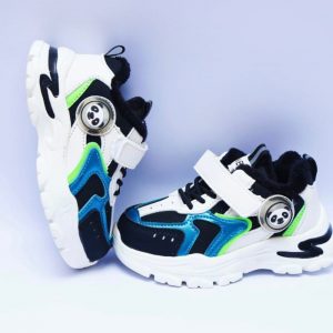 Panda lights joggers &snakers